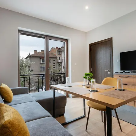 Urban Five #2 - Stylish One-bedroom With Kitchen & Parking Veliko Tarnovo