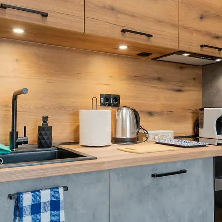 Urban Five #2 - Stylish One-bedroom With Kitchen & Parking Veliko Tarnovo