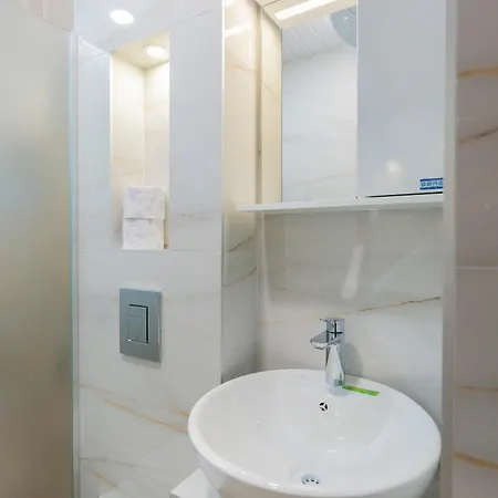 Urban Five #2 - Stylish One-bedroom With Kitchen & Parking Veliko Tŭrnovo